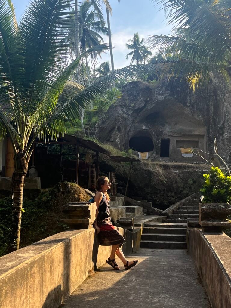 Temple de Gunung Kawi caché dans la jungle et au bas de 300 marches